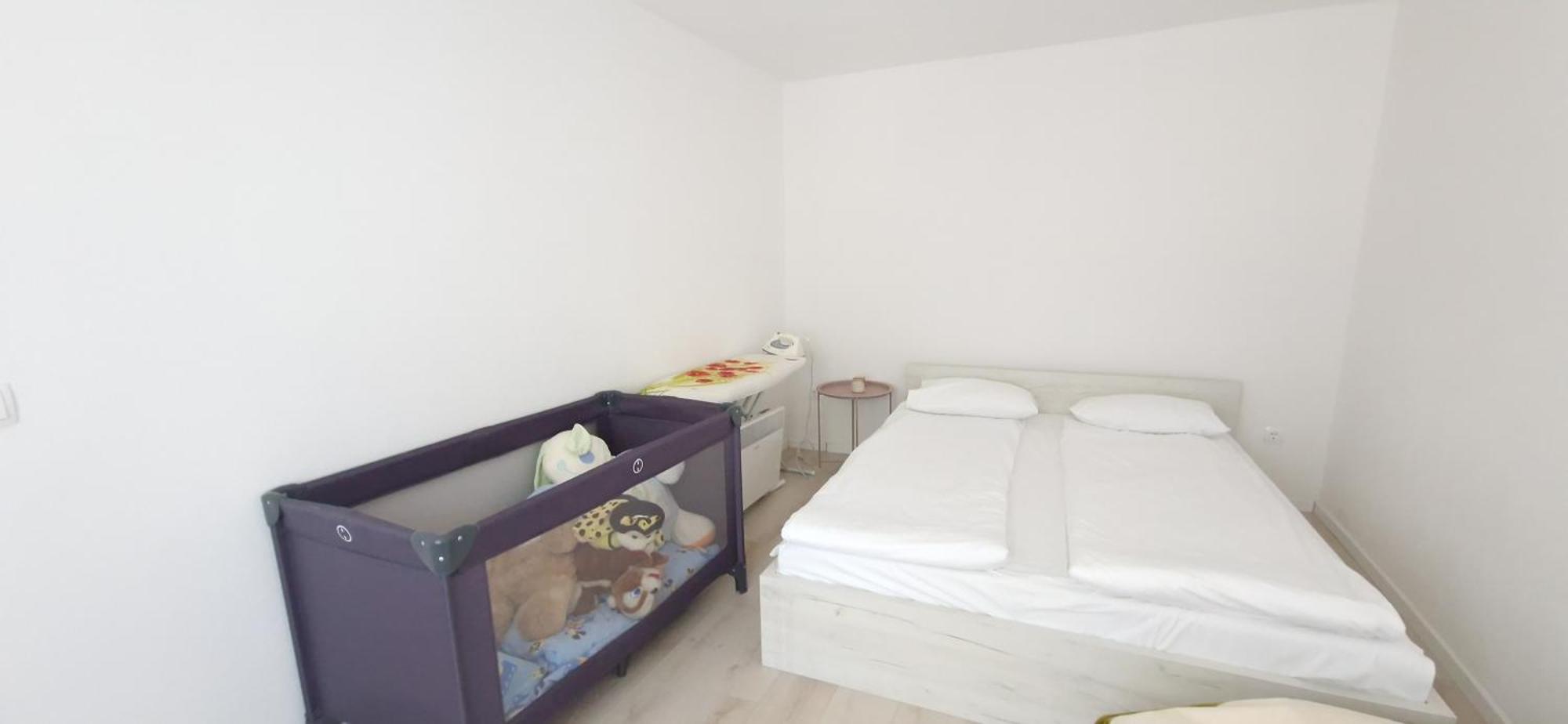Family Apartment With Garden Sarajevo Phòng bức ảnh